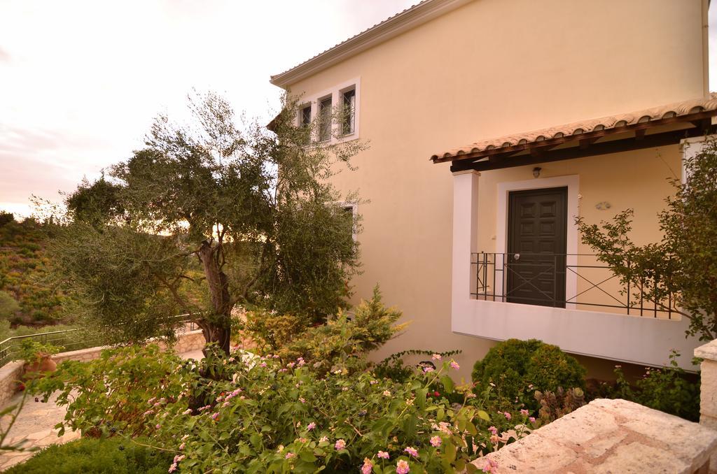 Niriides Luxury Apartments Sívota Exteriér fotografie